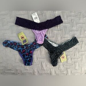 NWT Hanky Panky low rise thongs bundle (3)